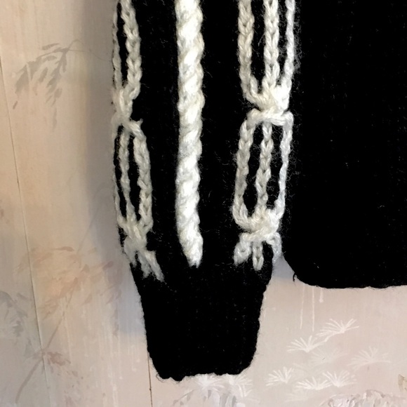 Cristina’s Black and White Shawl Neck Pullover Sweater Medium - Picture 12 of 13